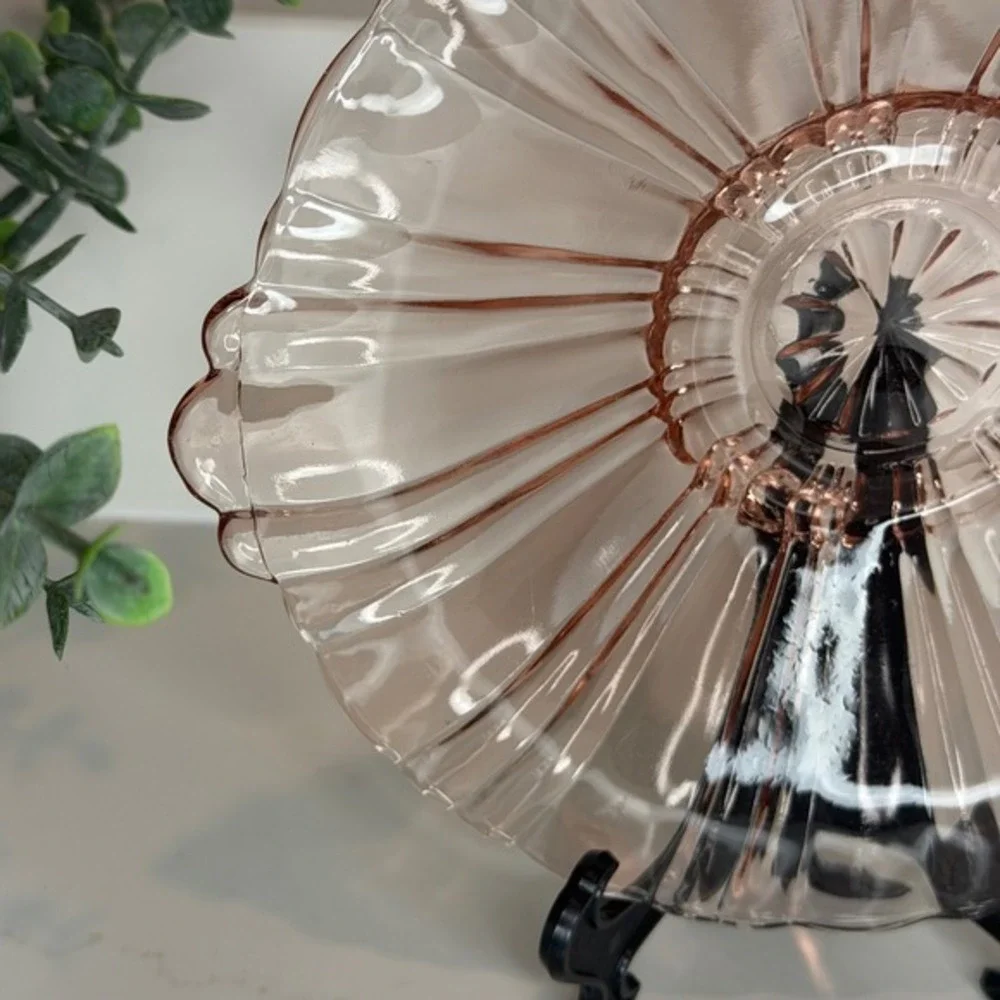 Anchor Hocking Pink Depression Glass‎ Old Cafe Shallow Dish 8.0